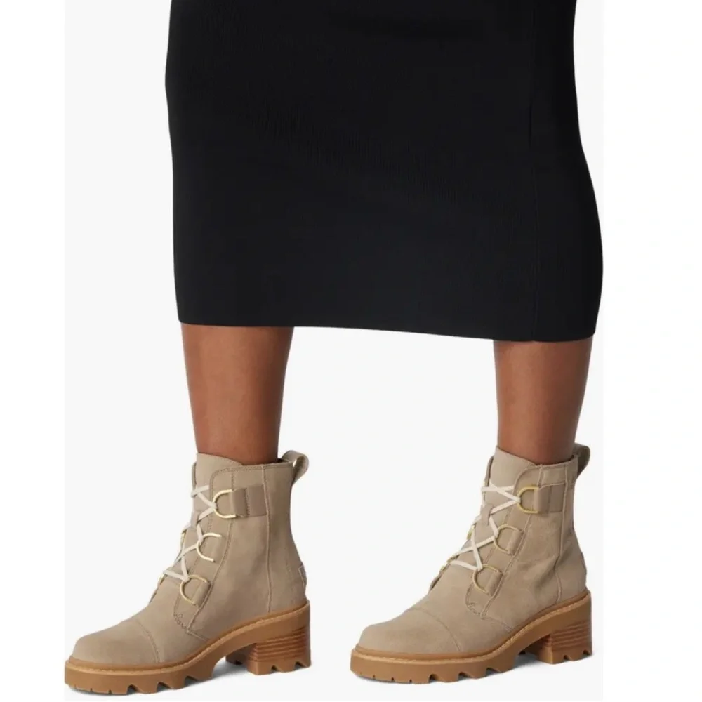 Sorel Omega Taupe Gum 2 Joan Now Lace-Up Boot Size 10